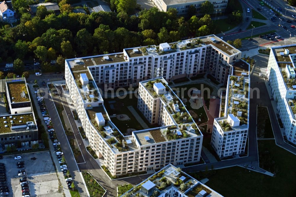 München from above - Residential area of the multi-family house settlement Christel-Kuepper-Platz - Drygalski-Allee - Constanze-Hallgarten-Strasse in the district Obersendling in Munich in the state Bavaria, Germany