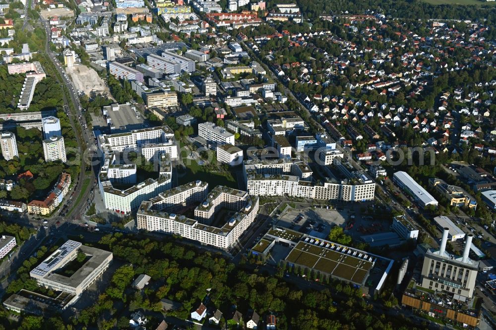 München from the bird's eye view: Residential area of the multi-family house settlement Christel-Kuepper-Platz - Drygalski-Allee - Constanze-Hallgarten-Strasse in the district Obersendling in Munich in the state Bavaria, Germany