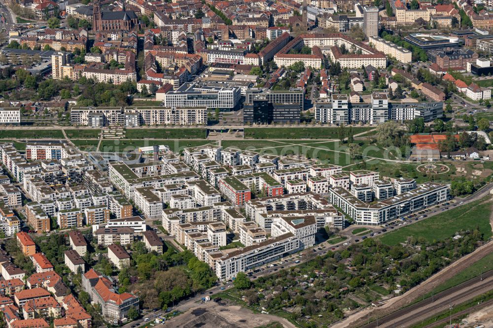 Karlsruhe from above - Residential area of the multi-family house settlement on City Park in Karlsruhe in the state Baden-Wuerttemberg, Germany