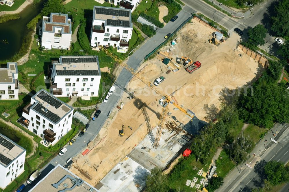 Berlin from above - Residential area of a multi-family house settlement Clayallee - Huettenweg in the district Dahlem in Berlin, Germany