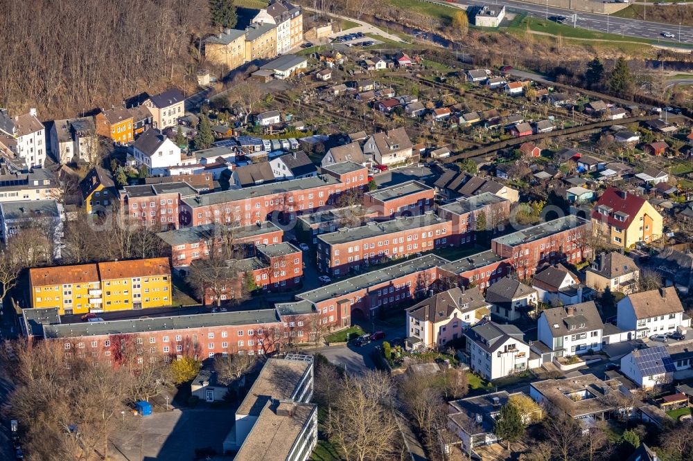 Hagen from the bird's eye view: Residential area of the multi-family house settlement der Cunosiedlung on Albrechtstrasse - Heinrichstrasse in Hagen at Ruhrgebiet in the state North Rhine-Westphalia, Germany