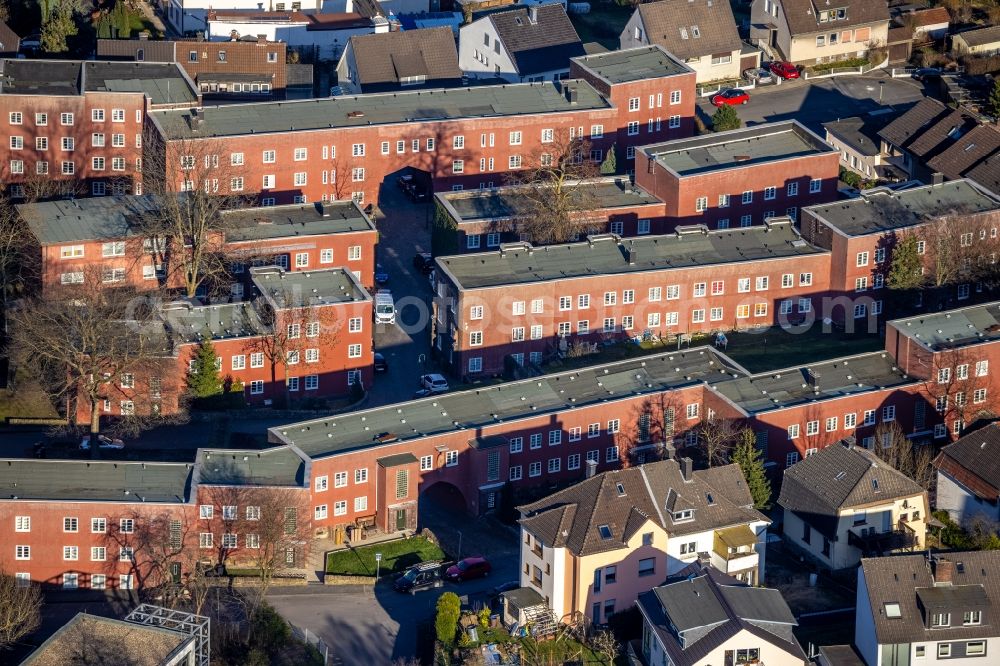 Aerial image Hagen - Residential area of the multi-family house settlement der Cunosiedlung on Albrechtstrasse - Heinrichstrasse in Hagen at Ruhrgebiet in the state North Rhine-Westphalia, Germany