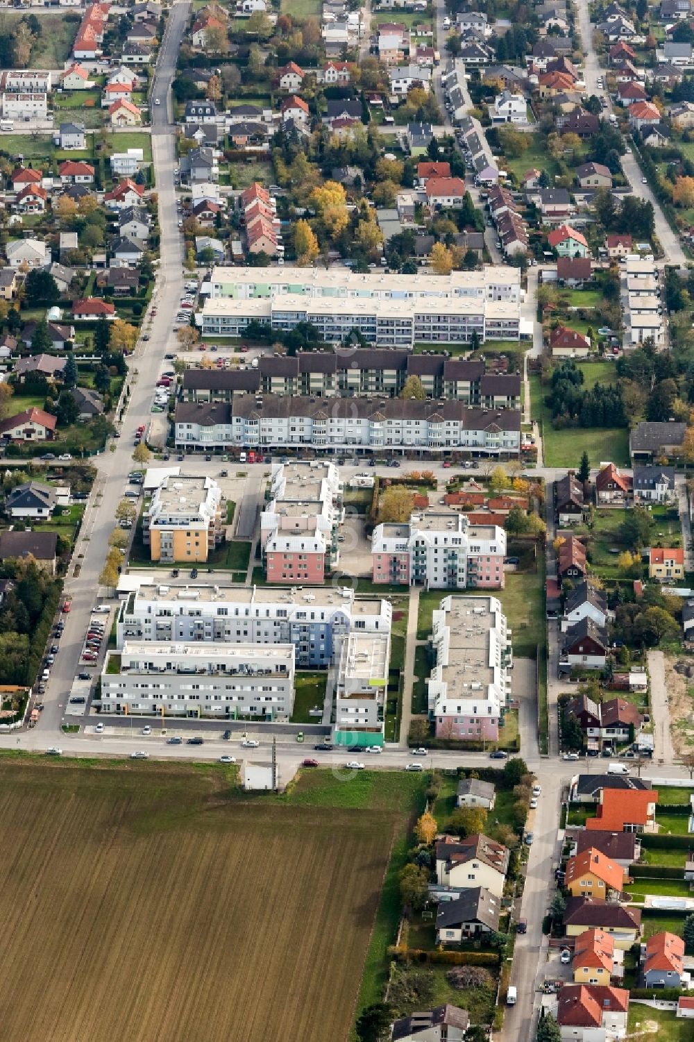 Deutsch-Wagram from the bird's eye view: Residential area of the multi-family house settlement in the Helmahof part of Deutsch-Wagram in Lower Austria, Austria