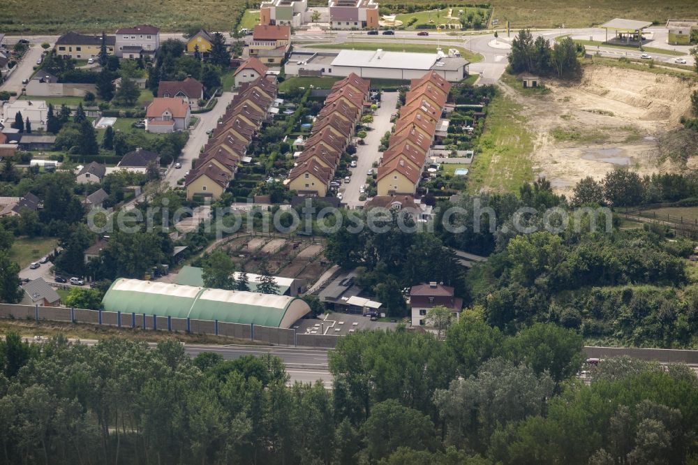 Aerial image Fischamend - Residential area of a multi-family house settlement on Doktor-Winter-Weg in Fischamend in Lower Austria, Austria