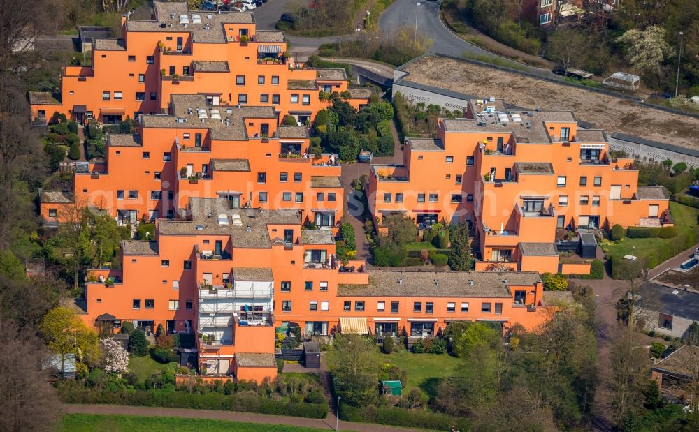 Aerial image Dorsten - Residential area of the multi-family house settlement on Napoleonsweg - Surick in Dorsten in the state North Rhine-Westphalia, Germany