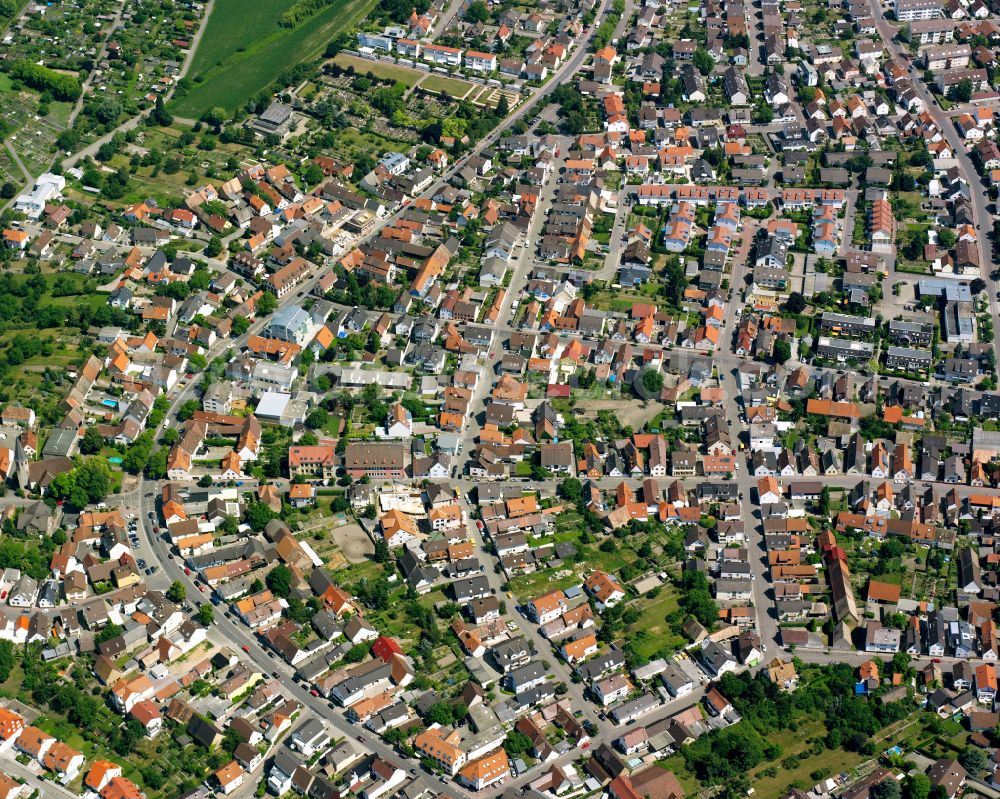 Aerial image Eggenstein - Residential area of the multi-family house settlement in Eggenstein in the state Baden-Wuerttemberg, Germany