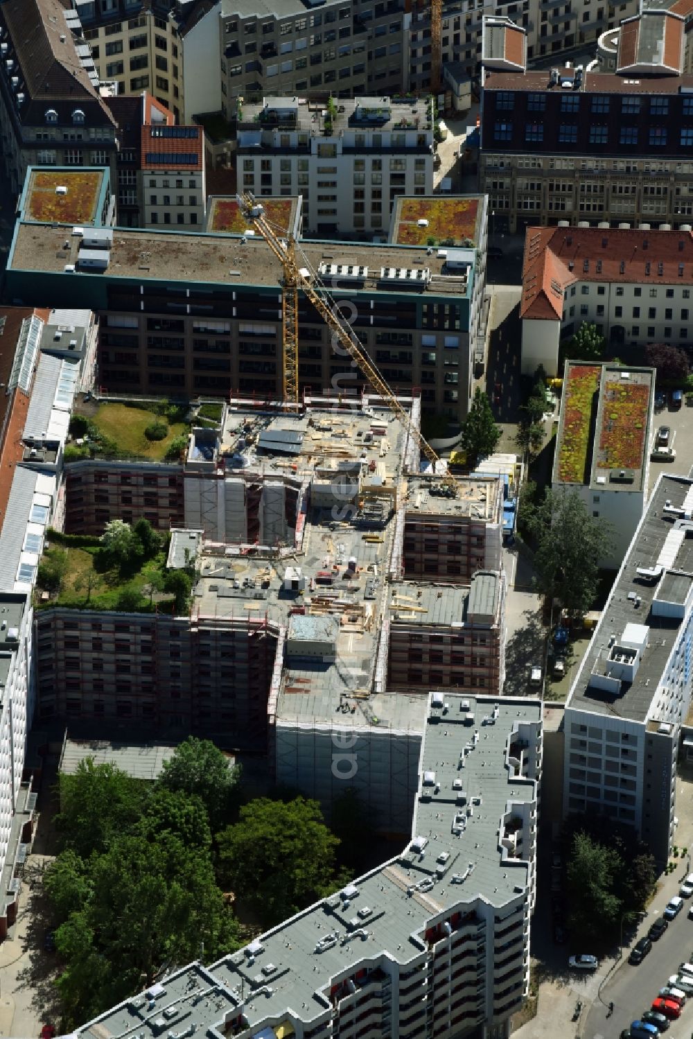 Berlin from above - Residential area of the multi-family house settlement Elisabeth-Mara-Strasse - Wallstrasse in the district Mitte in Berlin, Germany