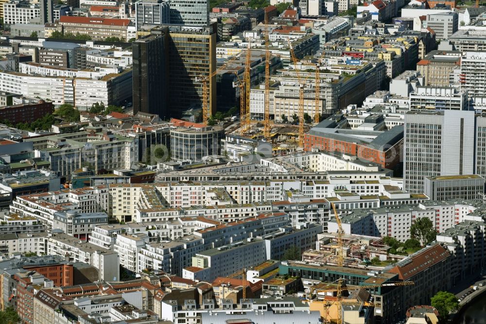 Berlin from above - Residential area of the multi-family house settlement Elisabeth-Mara-Strasse - Wallstrasse in the district Mitte in Berlin, Germany