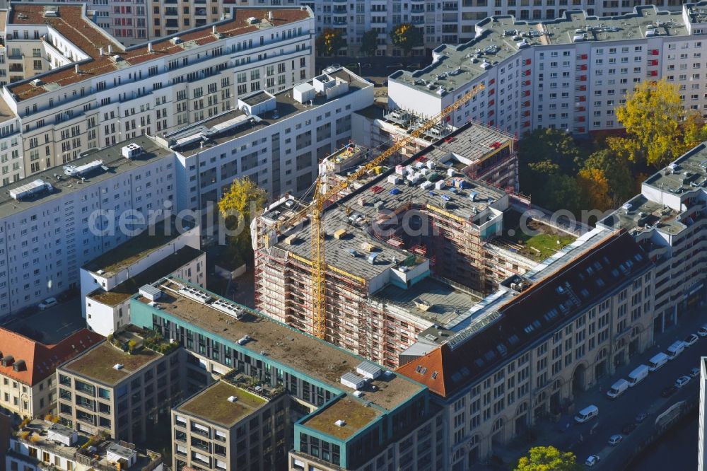 Berlin from the bird's eye view: Residential area of the multi-family house settlement Elisabeth-Mara-Strasse - Wallstrasse in the district Mitte in Berlin, Germany