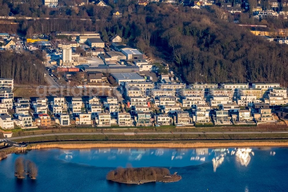 Aerial image Dortmund - Residential area of the multi-family house settlement An den Emscherauen on Phoenix See in Dortmund in the state North Rhine-Westphalia, Germany