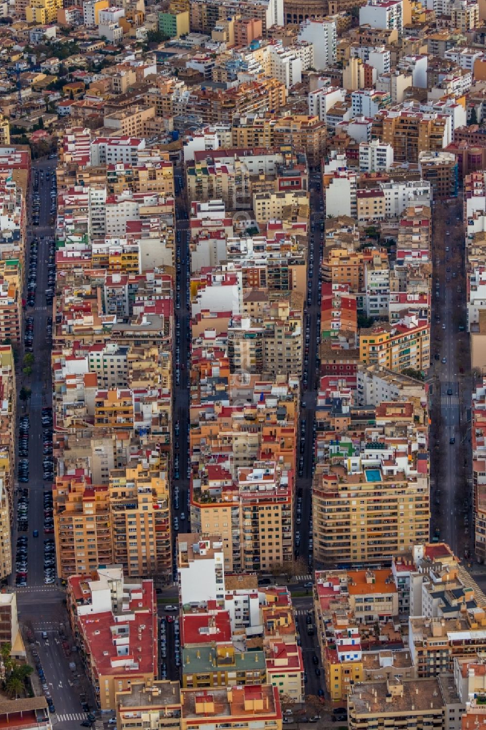 Aerial image Palma - Residential area of the multi-family house settlement along the Carrer d'Andreu Feliu in the district Bons Aires in Palma in Balearische Insel Mallorca, Spain