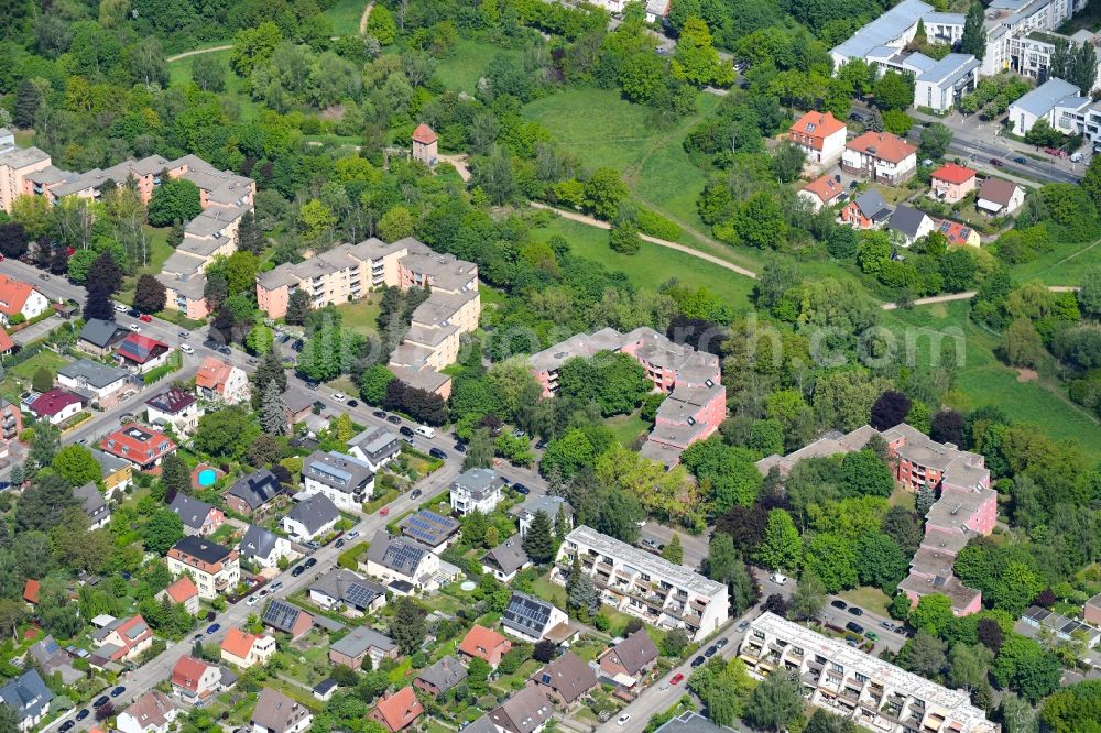 Berlin from above - Residential area of the multi-family house settlement along the Gruentenstrasse in Berlin, Germany