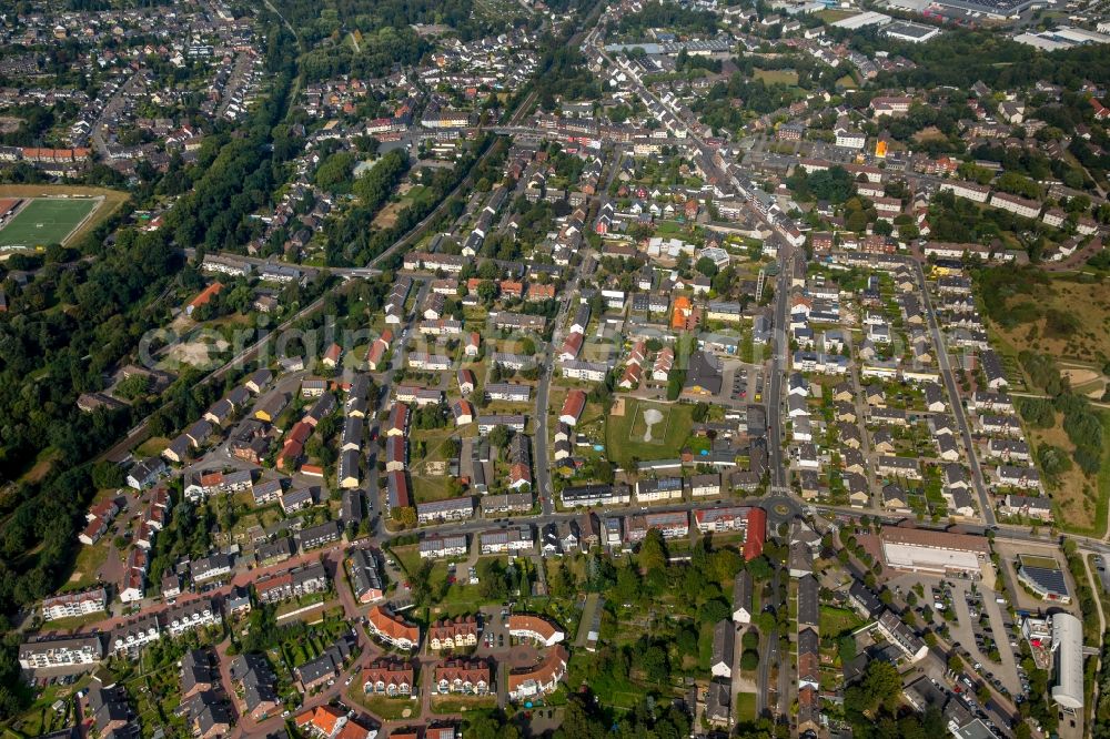 Bottrop from above - Residential area of a multi-family house settlement along the Hebeleckstrasse and the Johannesstrasse in Bottrop in the state North Rhine-Westphalia