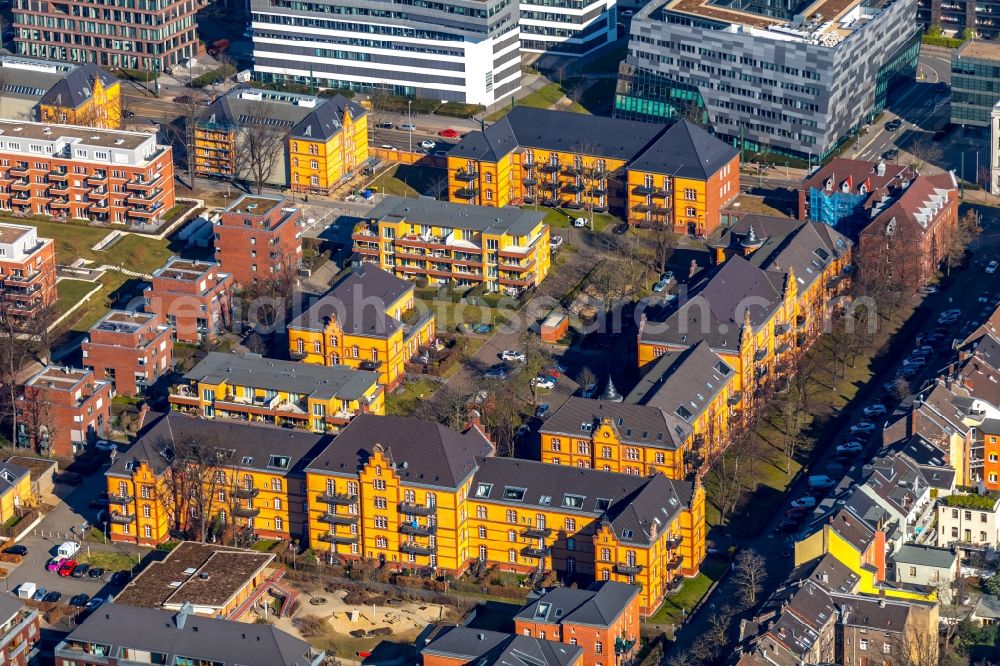 Aerial image Düsseldorf - Residential area of the multi-family house settlement along the Hermann-Reuter-Strasse - Tannenstrasse in Duesseldorf in the state North Rhine-Westphalia, Germany