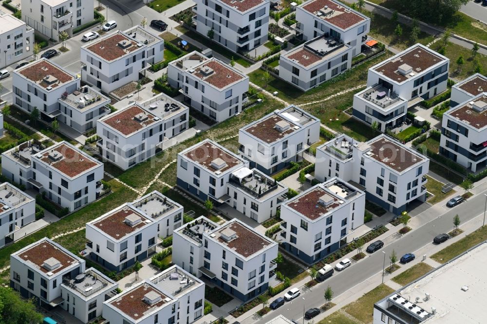 Ingolstadt from the bird's eye view: Residential area of the multi-family house settlement along the Inge-Meysel-Strasse - Marlene-Dietrich-Strasse in Ingolstadt in the state Bavaria, Germany