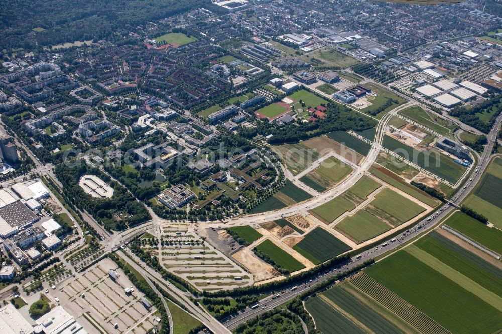 Aerial photograph Augsburg - Residential area of the multi-family house settlement along the Josef-Priller-Strasse - Professor-Messerschmitt-Strasse in Augsburg in the state Bavaria, Germany