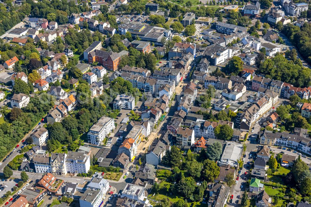 Gevelsberg from the bird's eye view: Residential area of the multi-family house settlement along the Mittelstrasse in the district Heck in Gevelsberg in the state North Rhine-Westphalia, Germany