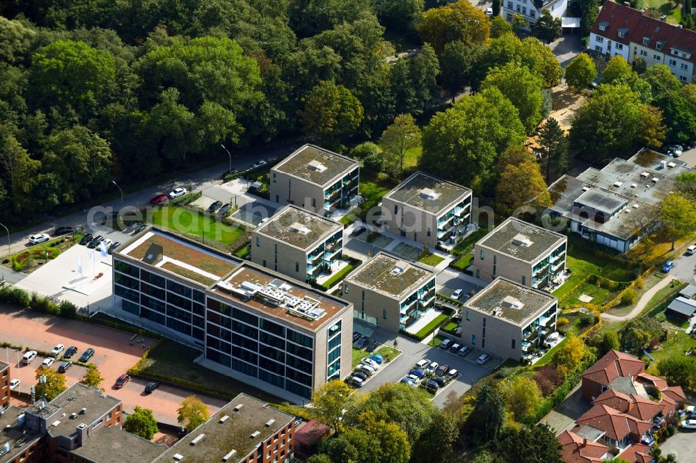 Osnabrück from the bird's eye view: Residential area of the multi-family house settlement along the Strasse Martinsburg in Osnabrueck in the state Lower Saxony, Germany