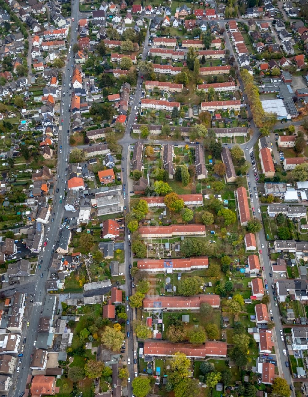 Aerial photograph Bönen - Residential area of the multi-family house settlement along the Woortstrasse - Rosenstrasse in Boenen in the state North Rhine-Westphalia, Germany