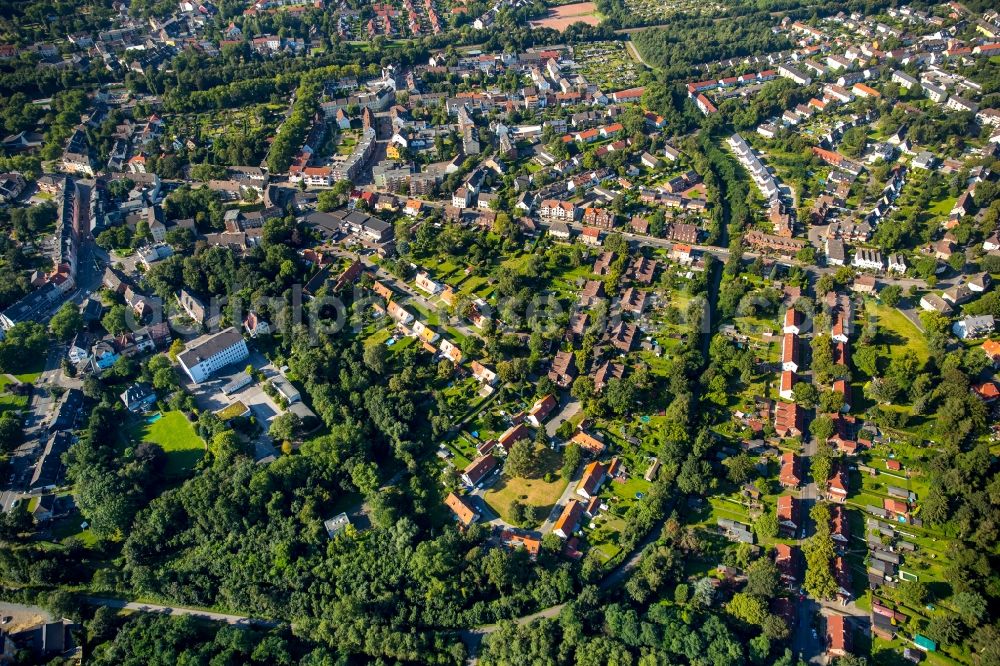 Essen from above - Residential area of a multi-family house settlement Zollverein 3 in Essen in the state North Rhine-Westphalia