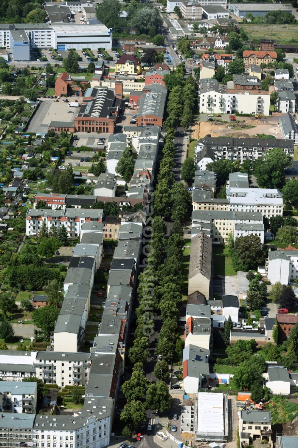 Aerial image Magdeburg - Residential area of a multi-family house settlement on Fichtestrasse in Magdeburg in the state Saxony-Anhalt