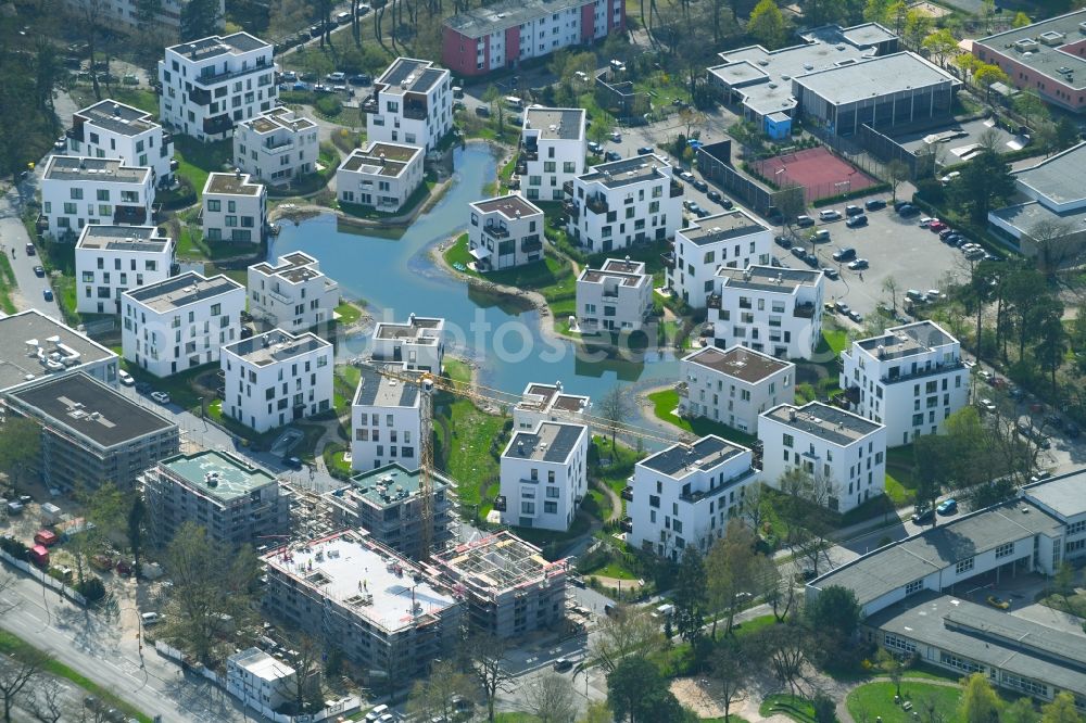 Aerial image Berlin - Residential area of the multi-family house settlement Fuenf Morgen Dahlem Urban Village on Marshallstrasse - Huettenweg in the district Dahlem in Berlin, Germany