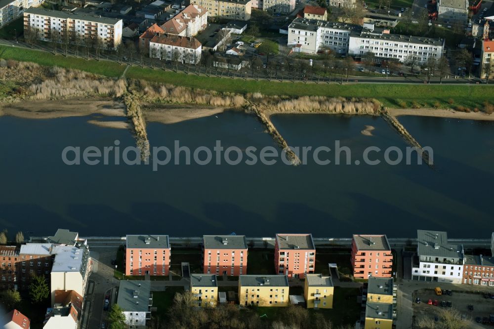 Frankfurt (Oder) from the bird's eye view: Residential area of a multi-family house settlement Muehlengasse - Ziegelstrasse in Frankfurt (Oder) in the state Brandenburg