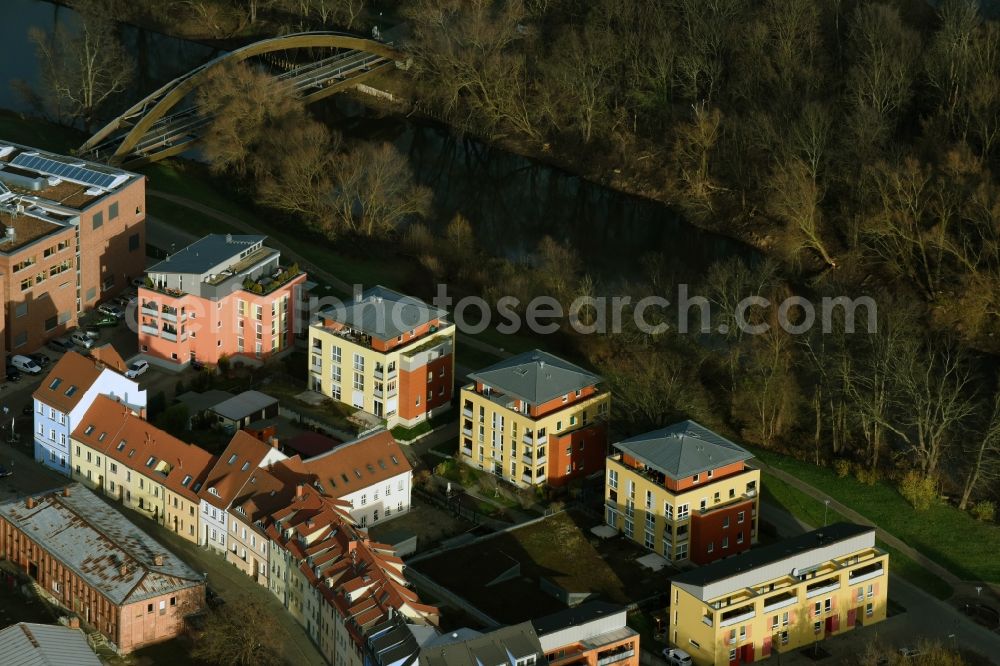 Frankfurt (Oder) from above - Residential area of a multi-family house settlement Fischerstrasse - Leopoldufer in Frankfurt (Oder) in the state Brandenburg