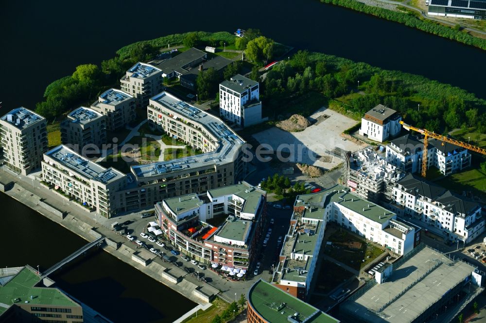 Rostock from the bird's eye view: Residential area of the multi-family house settlement on Gaffelschonerweg - Loggerweg in Rostock in the state Mecklenburg - Western Pomerania, Germany