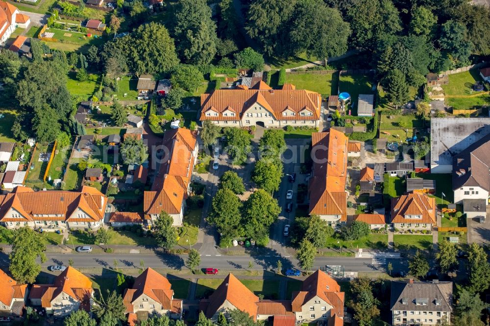 Bottrop from above - Residential area of a multi-family house settlement Gartenstadt Welheim in Bottrop in the state North Rhine-Westphalia