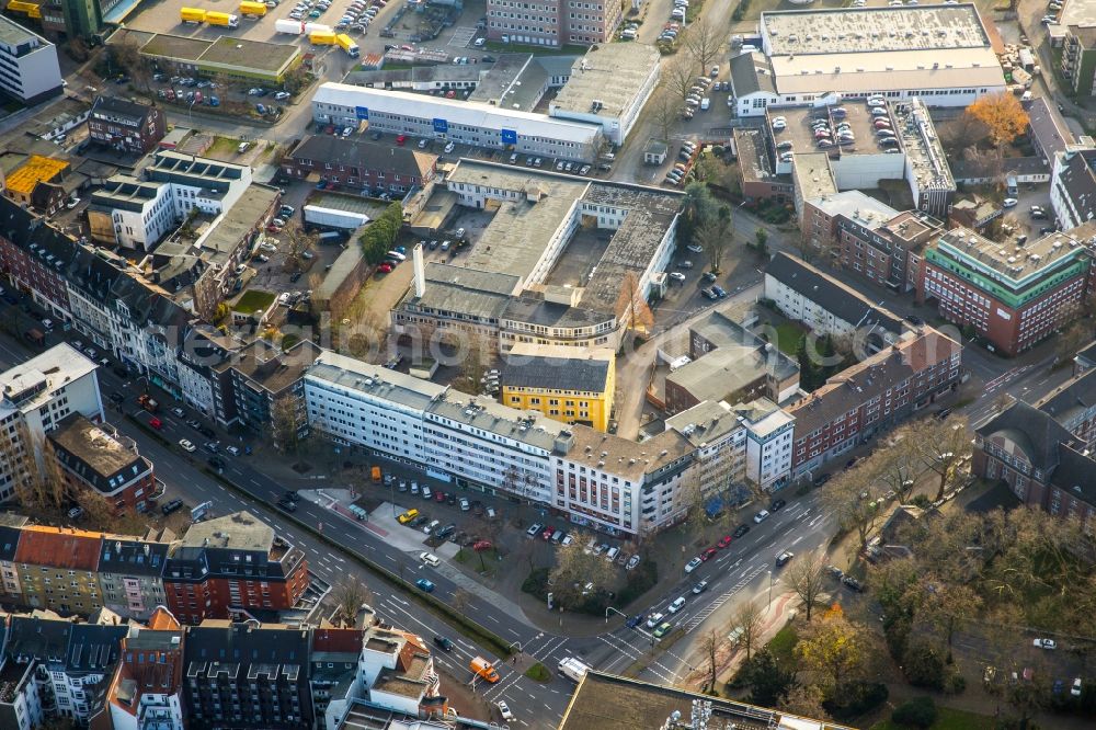 Aerial image Gelsenkirchen - Residential area of a multi-family house settlement Dickampstrasse in Gelsenkirchen in the state North Rhine-Westphalia