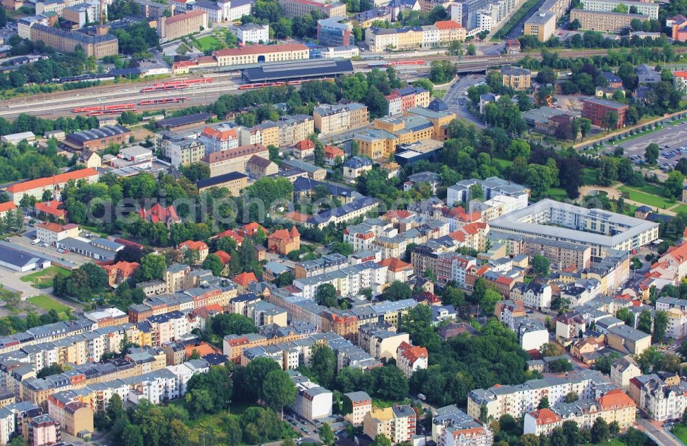 Aerial image Gera - Residential area of a multi-family house settlement Schellingstrasse - Leibnitzstrasse am Hauptbahnhof in Gera in the state Thuringia