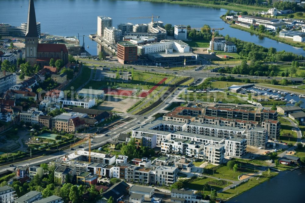 Rostock from the bird's eye view: Residential area of the multi-family house settlement Gerberbruch - Am Eislager - Beim Holzlager in Rostock in the state Mecklenburg - Western Pomerania, Germany