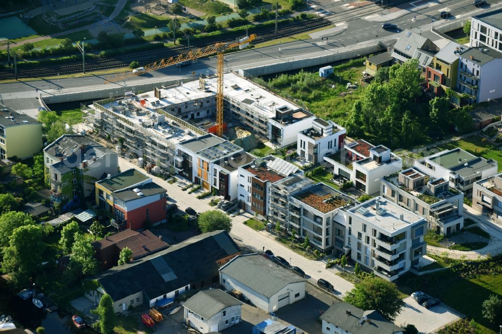 Rostock from above - Residential area of the multi-family house settlement Gerberbruch - Am Eislager - Beim Holzlager in Rostock in the state Mecklenburg - Western Pomerania, Germany