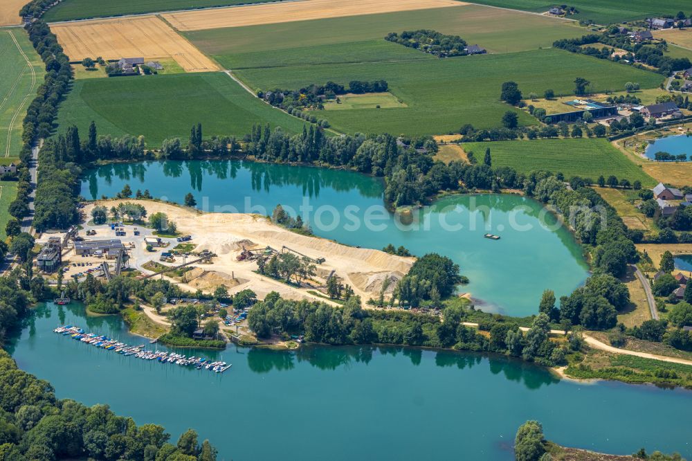 Aerial image Bislich - Residential area of the multi-family house settlement on Gotenstrasse in Bislich in the state North Rhine-Westphalia, Germany