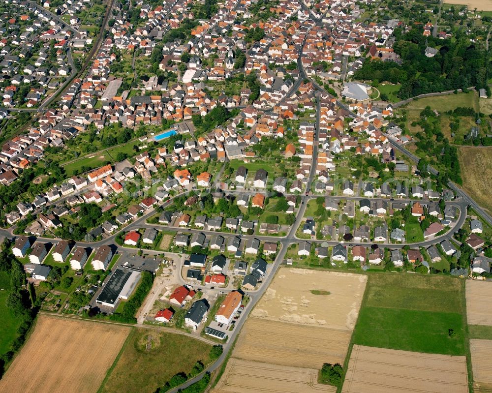 Großen-Buseck from above - Residential area of the multi-family house settlement in Großen-Buseck in the state Hesse, Germany