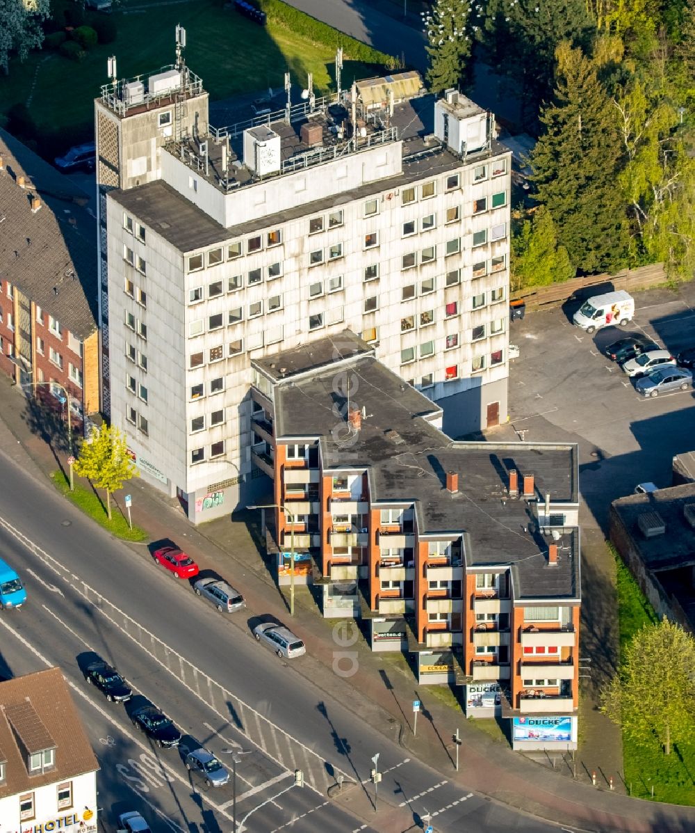 Aerial photograph Hamm - Residential area of a multi-family house settlement Muensterstrasse - Heessener Strasse in Hamm in the state North Rhine-Westphalia