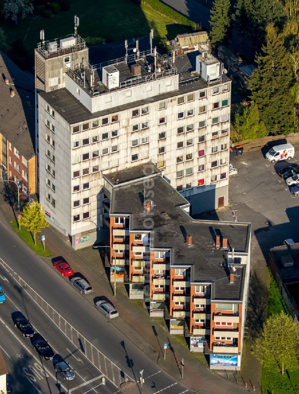 Hamm from above - Residential area of a multi-family house settlement Muensterstrasse - Heessener Strasse in Hamm in the state North Rhine-Westphalia