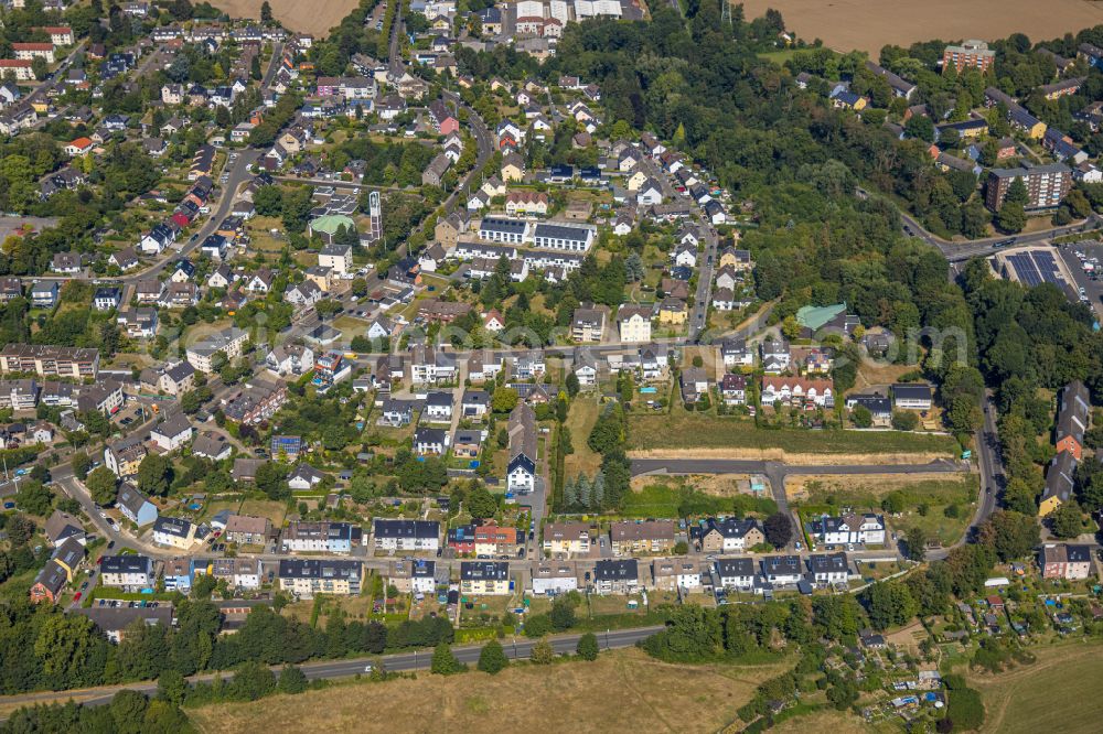 Aerial image Hattingen - Residential area of the multi-family house settlement in the district Baak in Hattingen at Ruhrgebiet in the state North Rhine-Westphalia, Germany