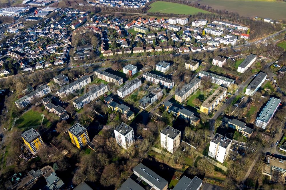 Aerial photograph Bochum - Residential area of the multi-family house settlement on Haendelstrasse in the district Harpen in Bochum in the state North Rhine-Westphalia, Germany