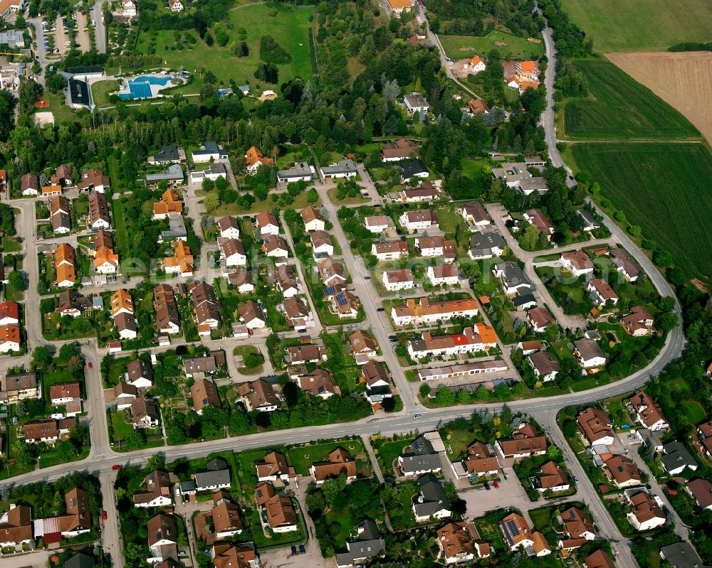 Aerial photograph Hohenberg - Residential area of the multi-family house settlement in Hohenberg in the state Bavaria, Germany