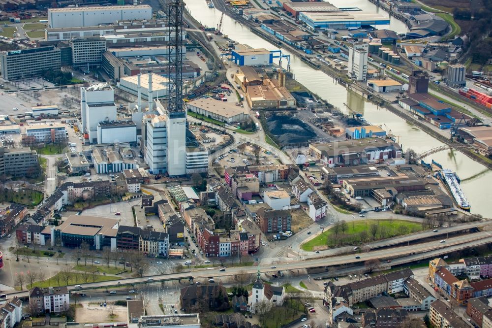 Duisburg from the bird's eye view: Residential area of the multi-family house settlement Juliusstrasse - Plessingstrasse - Charlottenstrasse in the district Altstadt in Duisburg in the state North Rhine-Westphalia