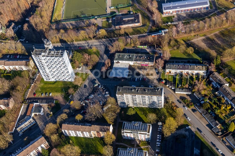 Aerial photograph Hagen - Residential area of the multi-family house settlement on Karl-Ernst-Osthaus-Strasse in Hagen in the state North Rhine-Westphalia, Germany