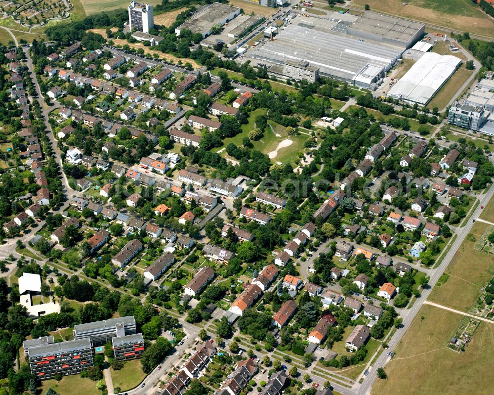 Karlsruhe from above - Residential area of the multi-family house settlement on street Bergzaberner Strasse in Karlsruhe in the state Baden-Wuerttemberg, Germany