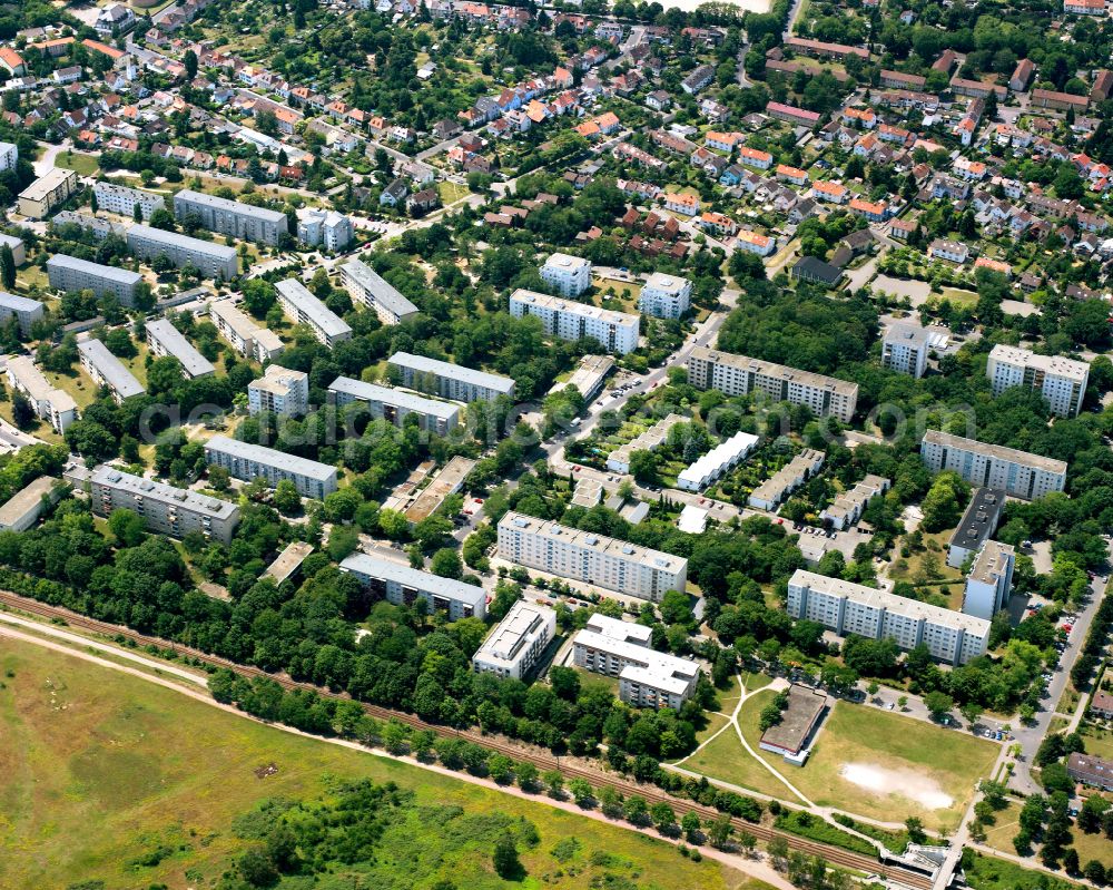 Aerial photograph Karlsruhe - Residential area of the multi-family house settlement on street Josef-Schofer-Strasse in Karlsruhe in the state Baden-Wuerttemberg, Germany