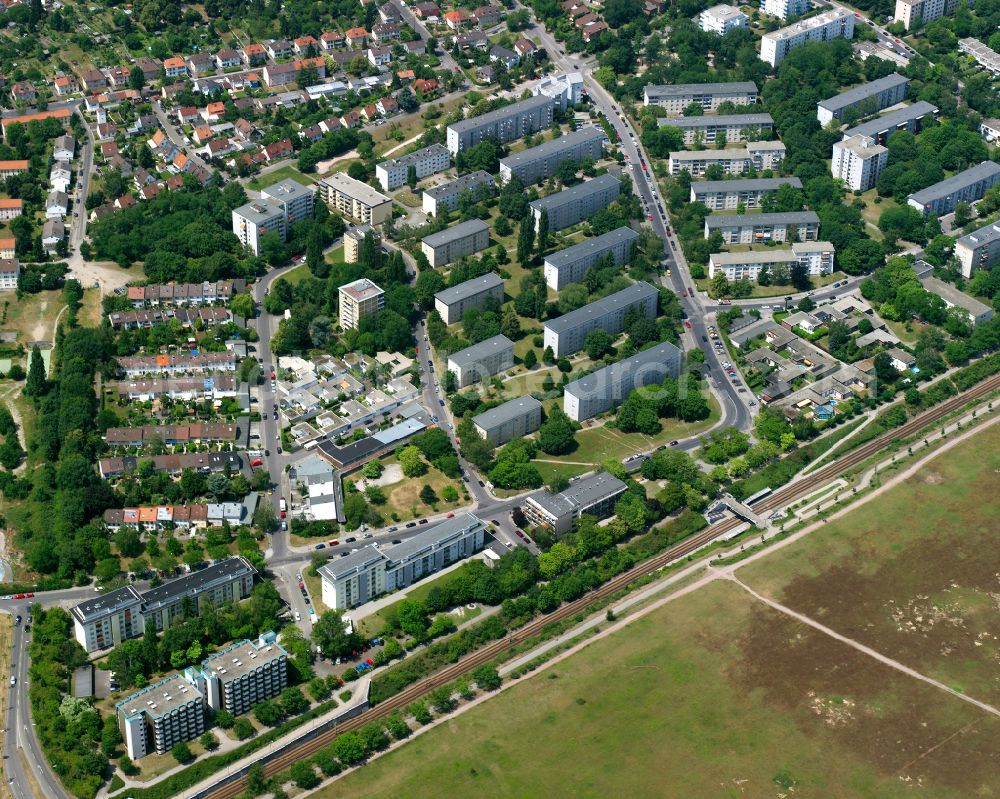 Karlsruhe from above - Residential area of the multi-family house settlement on street August-Bebel-Strasse in Karlsruhe in the state Baden-Wuerttemberg, Germany