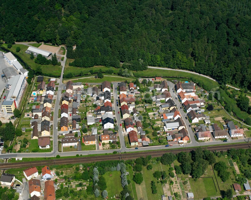 Aerial image Kleinsteinbach - Residential area of the multi-family house settlement in Kleinsteinbach in the state Baden-Wuerttemberg, Germany