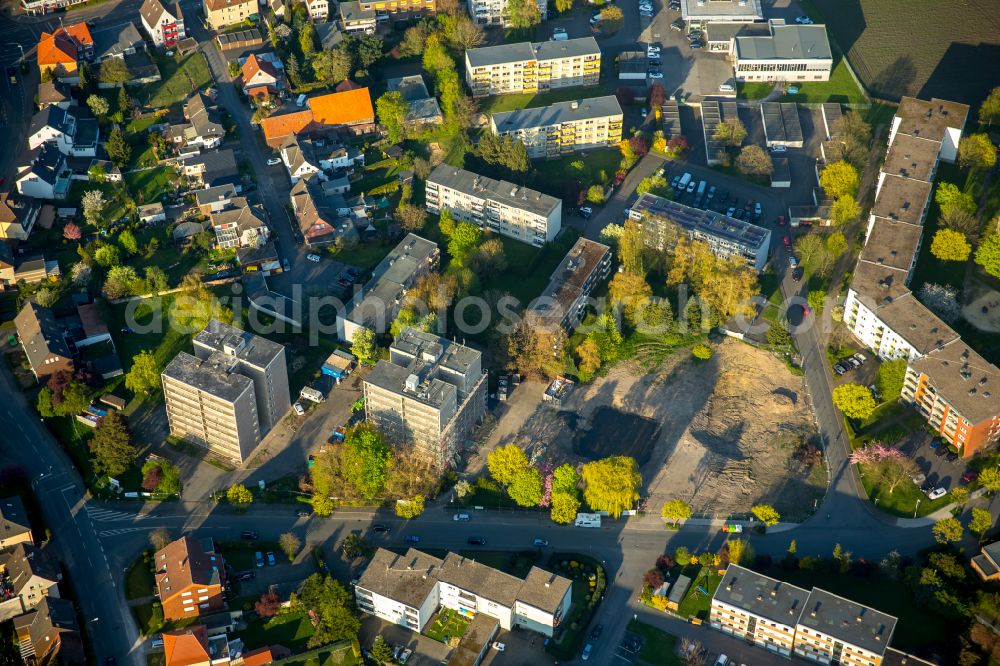 Hamm from above - Residential area of estates and highrises on Koenigsberger Strasse in the Herringen part of Hamm in the state of North Rhine-Westphalia