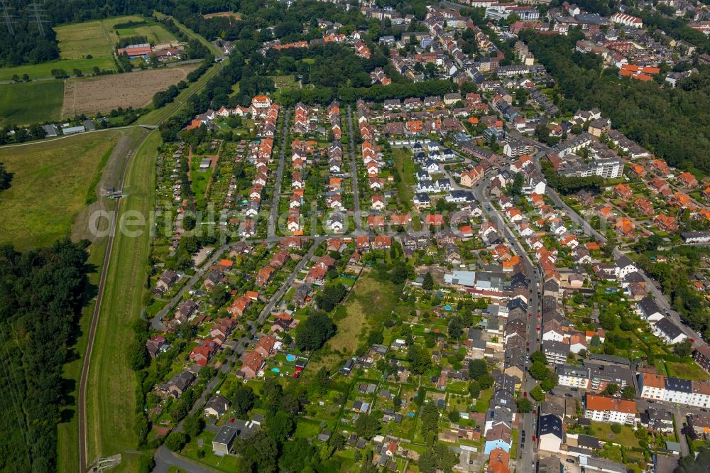 Herne from the bird's eye view: Residential area of the multi-family house settlement colony Koenigsgrube at the Hannoverstrasse in Herne in the state North Rhine-Westphalia