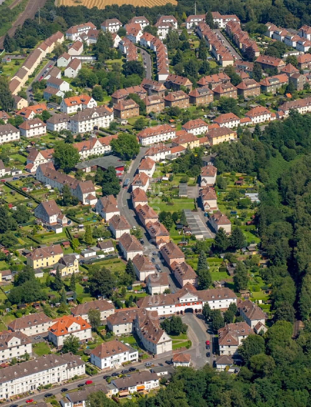 Aerial photograph Schwerte - Residential area of the multi-family house settlement Kreinbergsiedlung in Schwerte in the state North Rhine-Westphalia